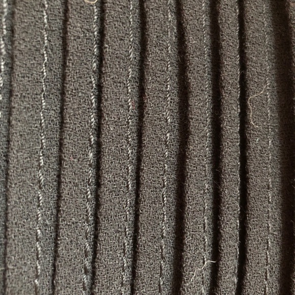 VTG Halston Pleated Black Skirt with Ruffled Hem - Picture 6 of 9